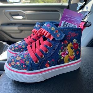 Girl shoes high top